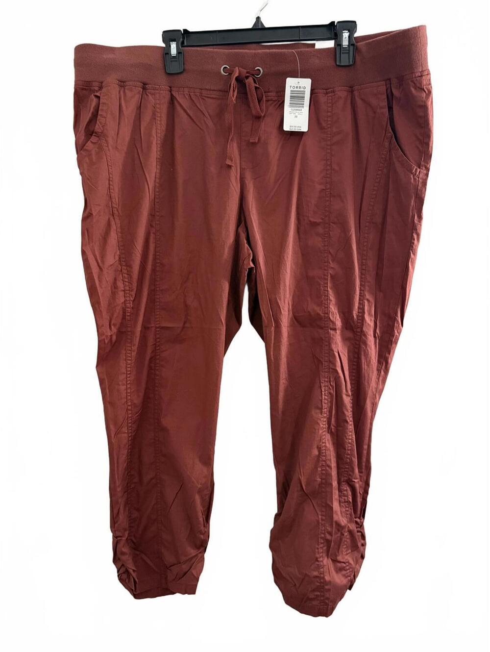 Torrid sz 20 Crop Cargo pant - NWT